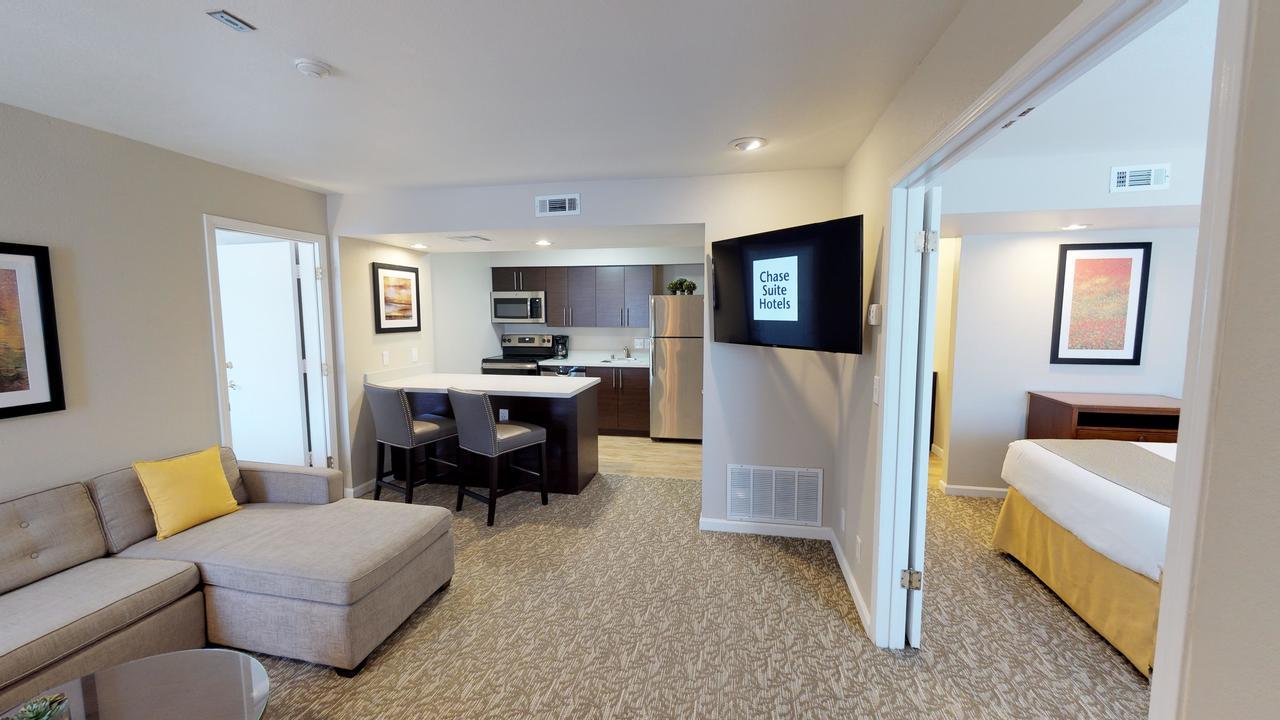 Chase Suite Hotel Newark Fremont Екстериор снимка