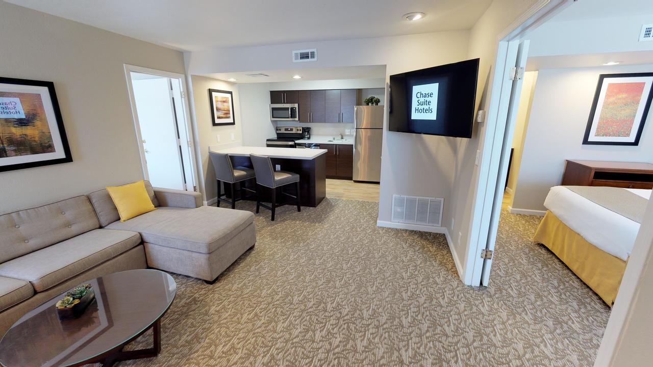 Chase Suite Hotel Newark Fremont Екстериор снимка